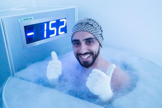 Cryotherapy for reducing inflammation and recovery.