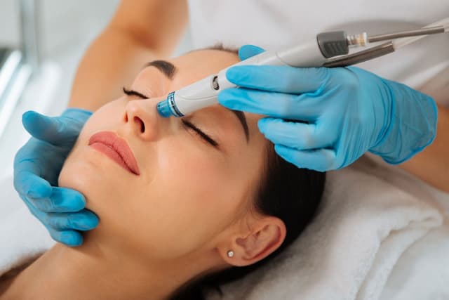 Hydrafacial treatment for skin hydration and rejuvenation.