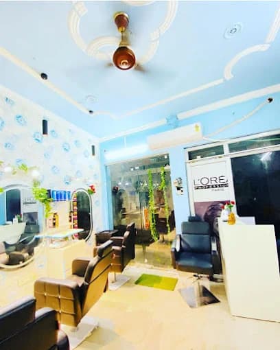 Aaina Salon